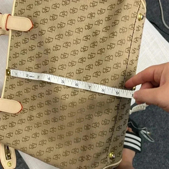 Vintage Dooney & Bourke Buckle Satchel Tote Bag Purse DB Signature Leather Trim - Picture 11 of 16